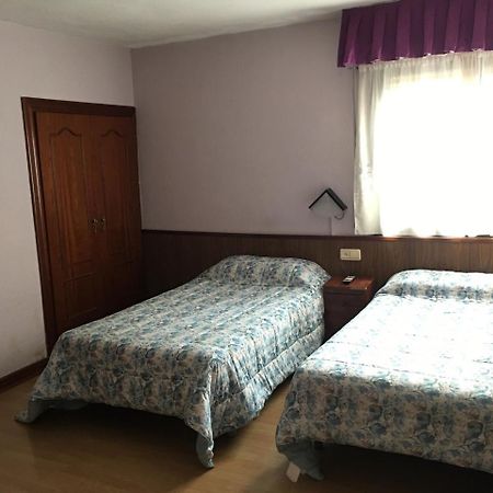 Hostal Hilton Otel Burgo Dış mekan fotoğraf