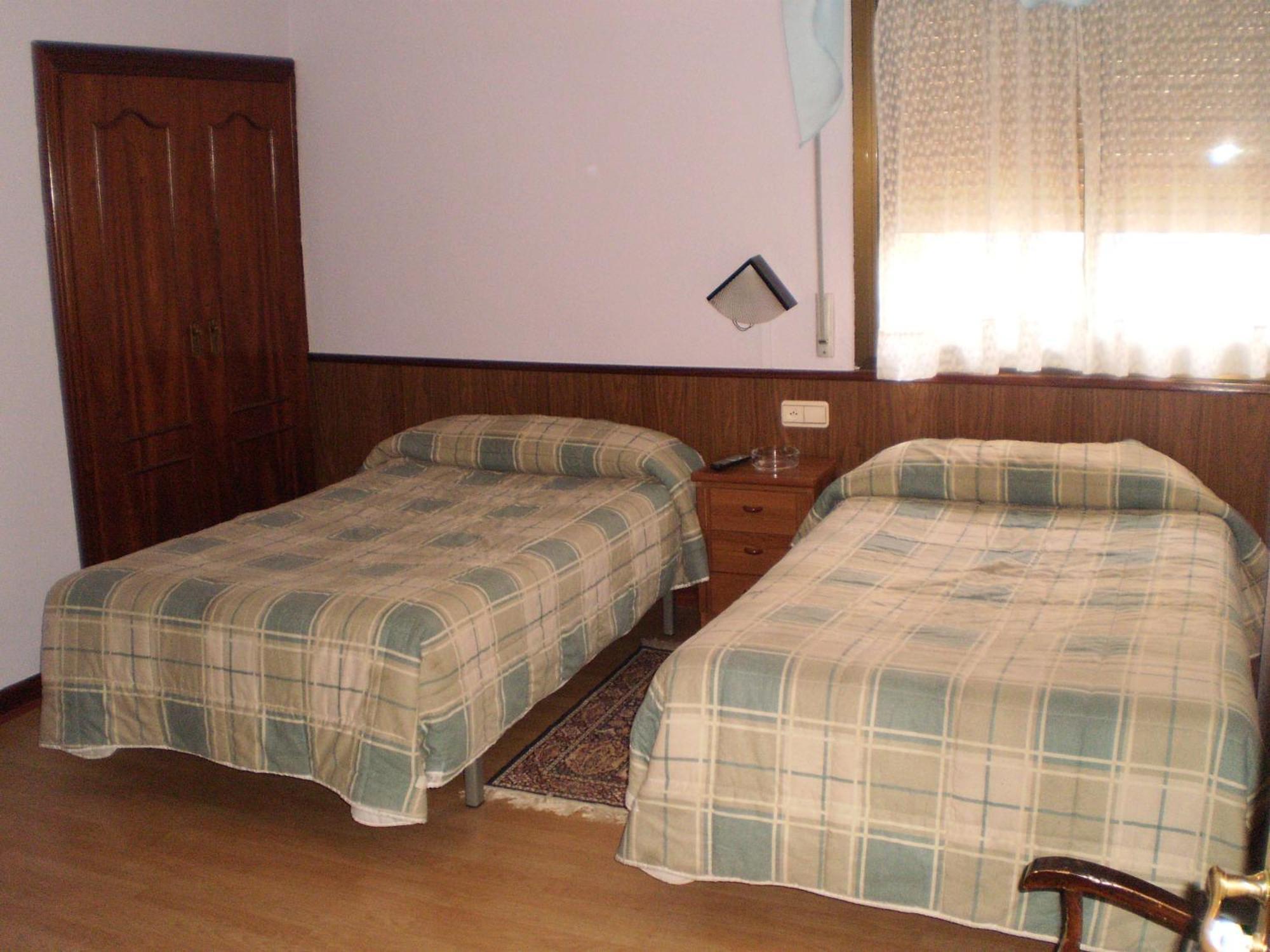 Hostal Hilton Otel Burgo Dış mekan fotoğraf